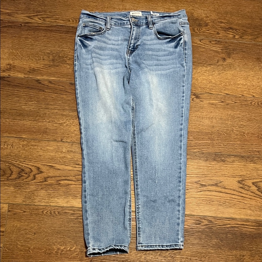 Kensie Light Blue Ankle Jeans